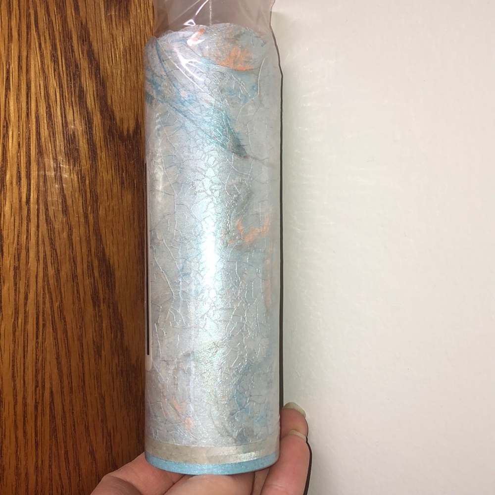 Vintage Metallic Scalloped Border Rolls